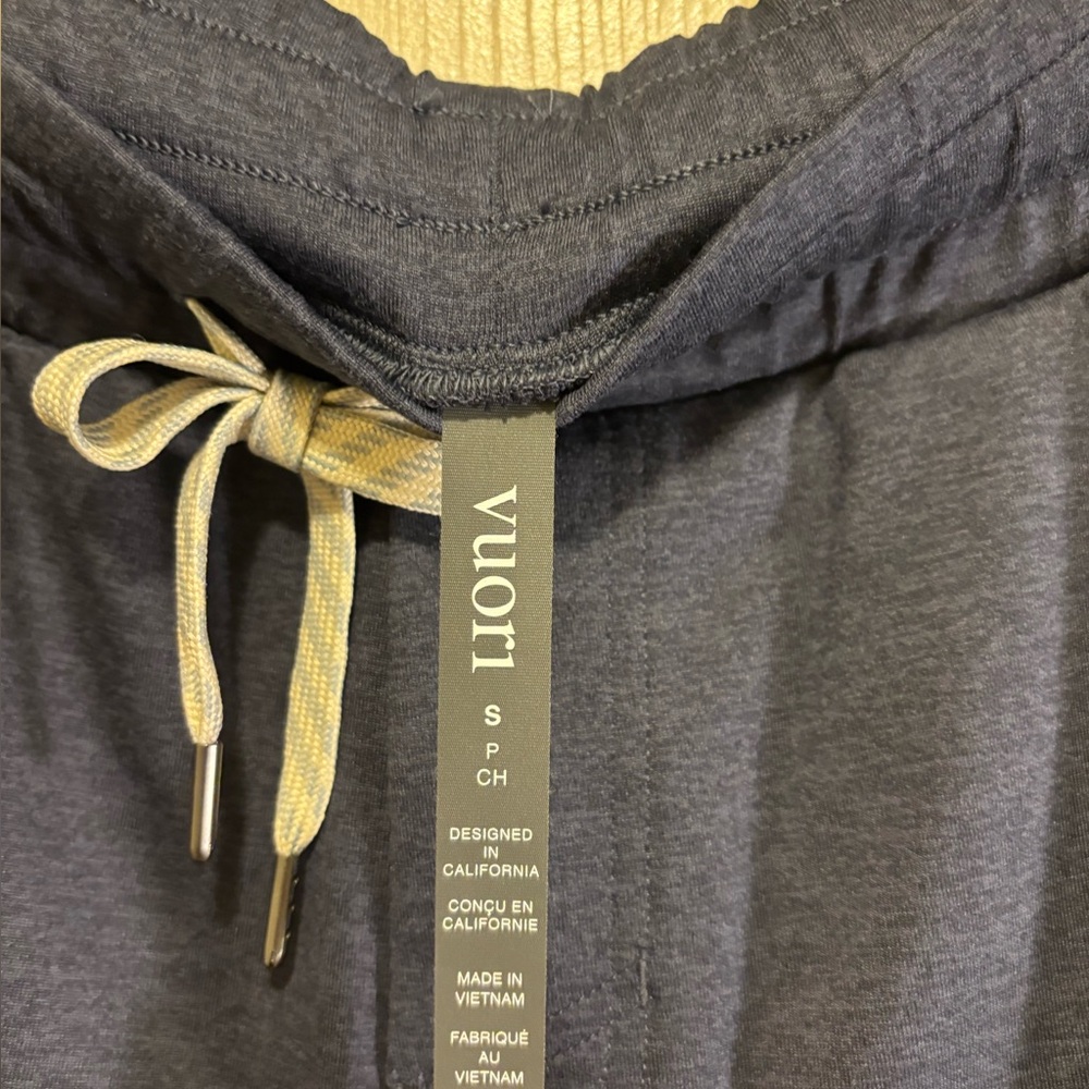Vuori Men’s “Ponto” Performance” Short 7” Inseam (S) *BESTSELLER* - Picture 7 of 8